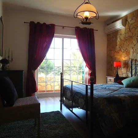 펜션 Casa Da Ribeira 세심브라